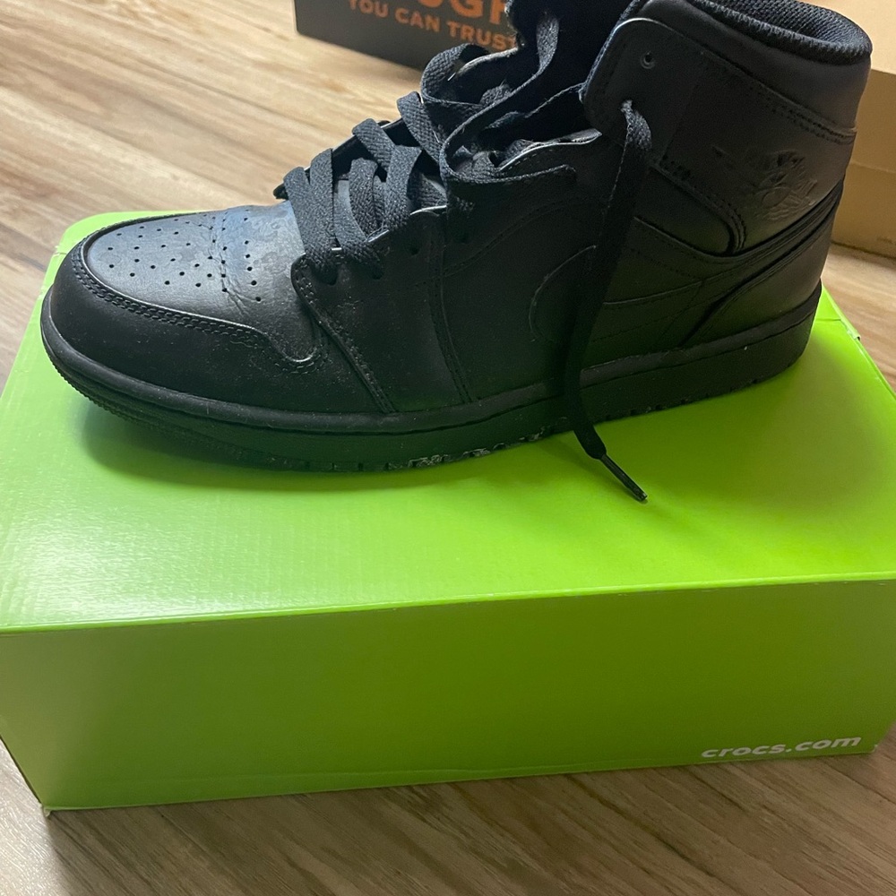 Nike Black High-Top Sneakers Premium Leather
